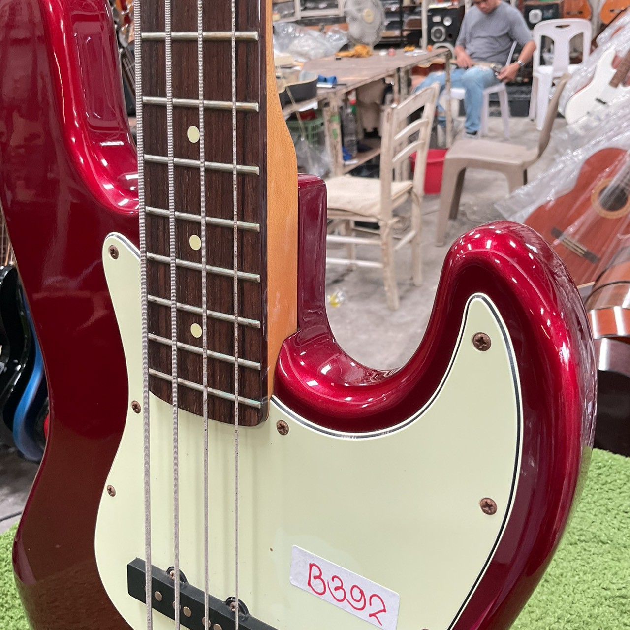 กีต้าร์เบส Grass Roots