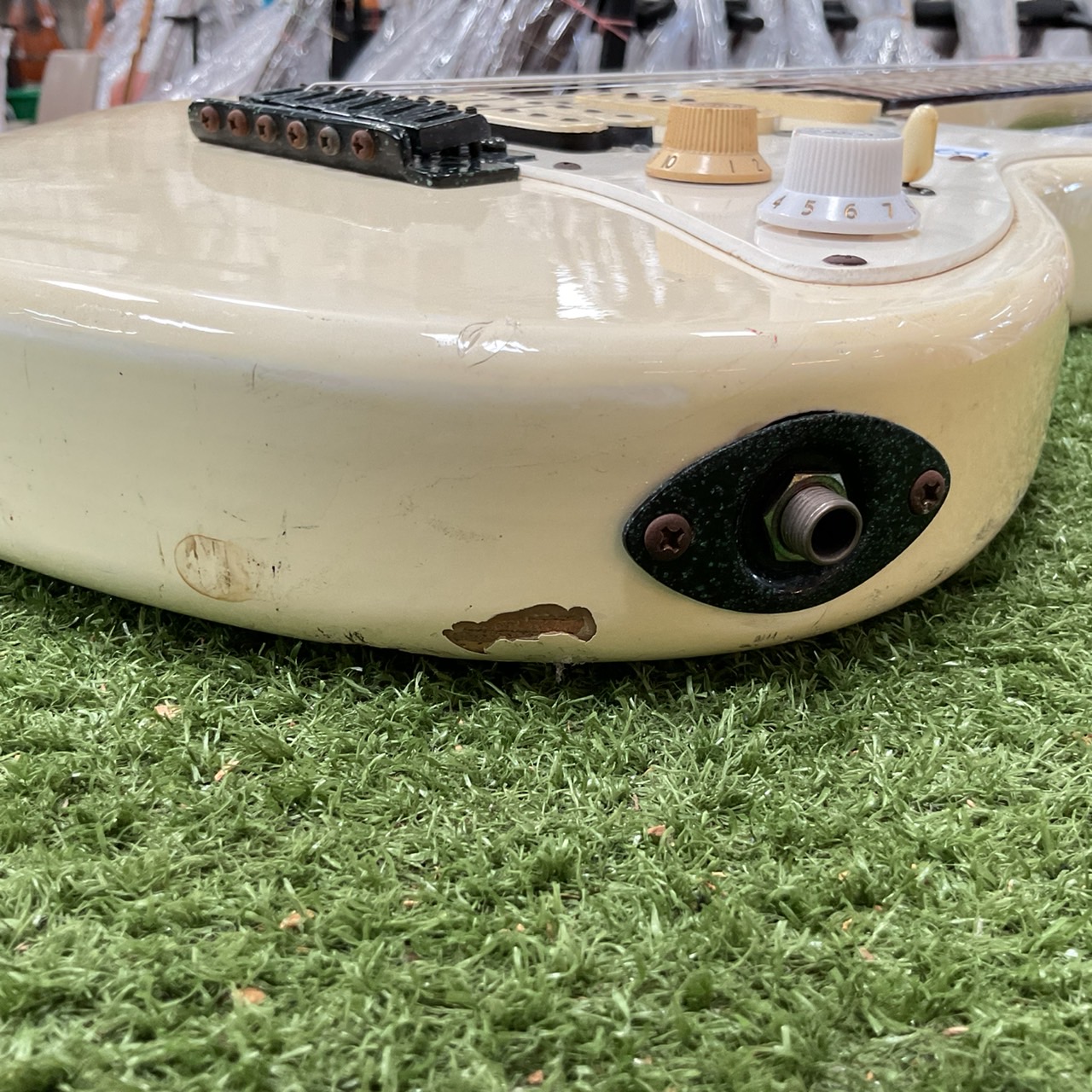 กีต้าร์ไฟฟ้า BLACK DOG : BY ARI PRO II