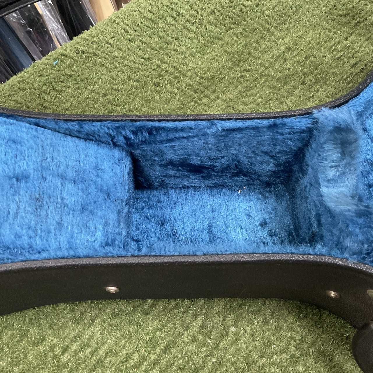 กล่องเคสกีต้าร์โปร่ง