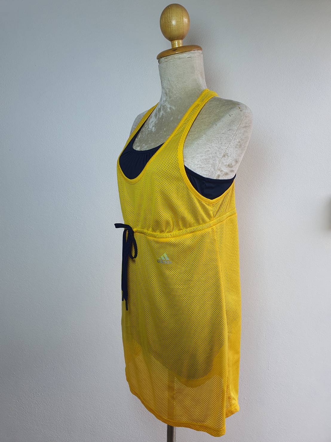 FF03911 เสื้อกีฬา สีเหลือง แบรนด์ adidas อก 32-36 นิ้ว