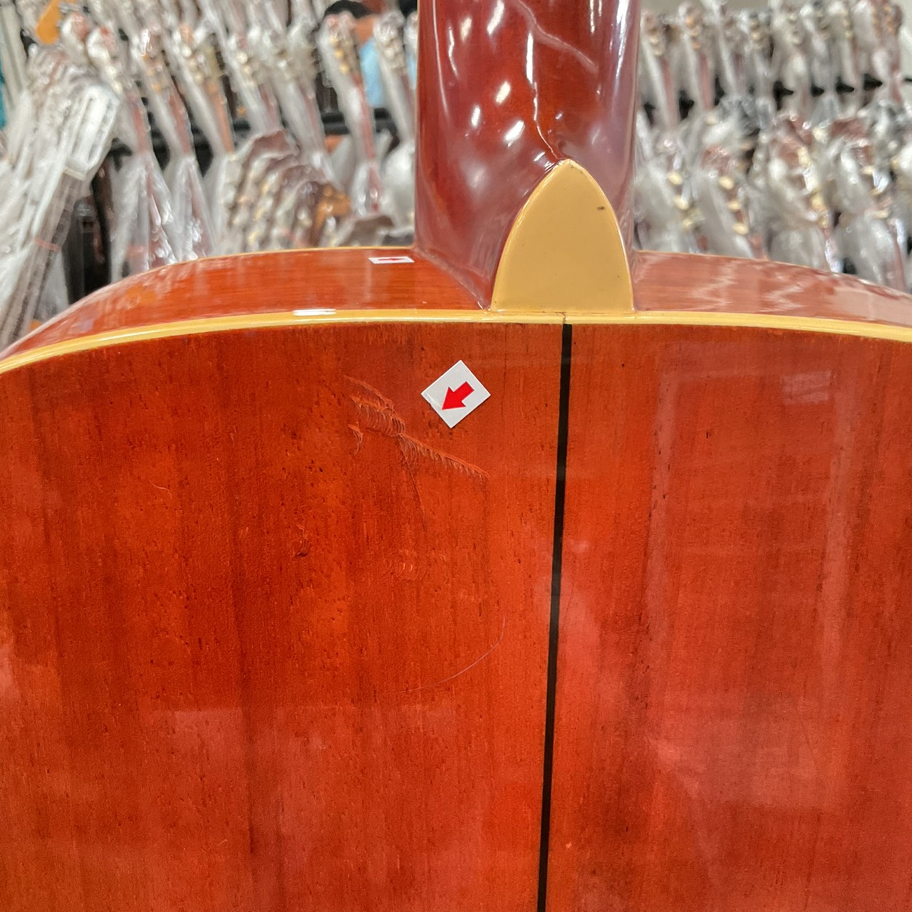 กีต้าร์โปร่ง Morris