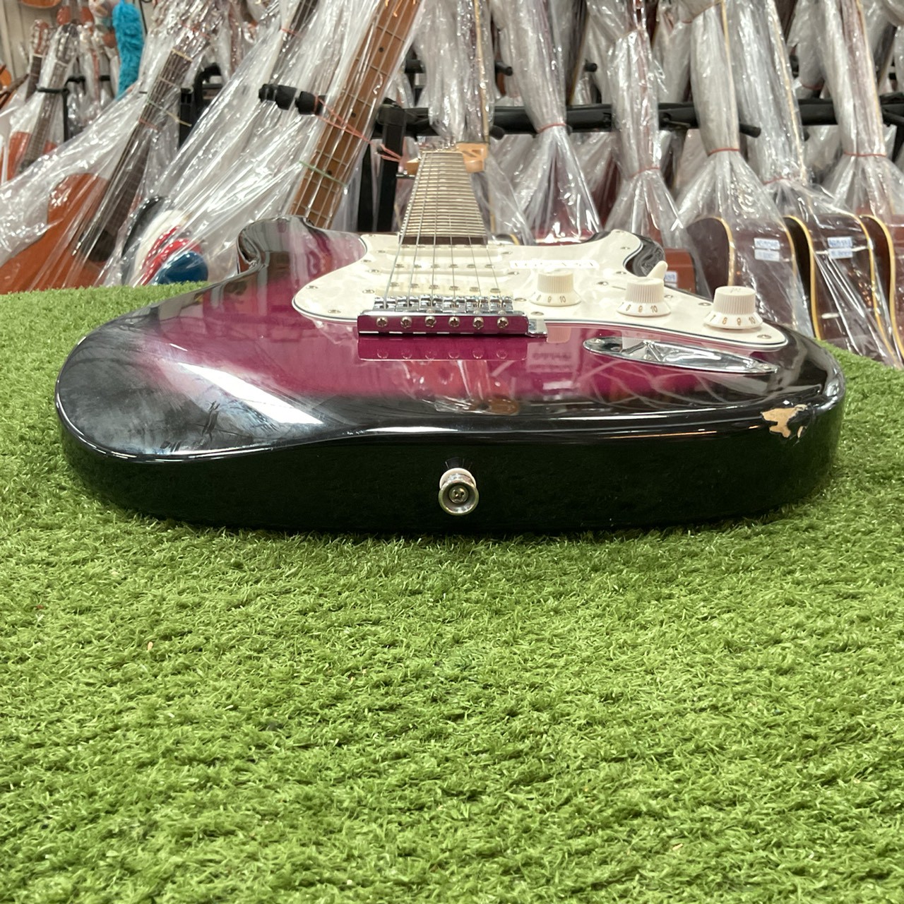 กีต้าร์ไฟฟ้า SELDER