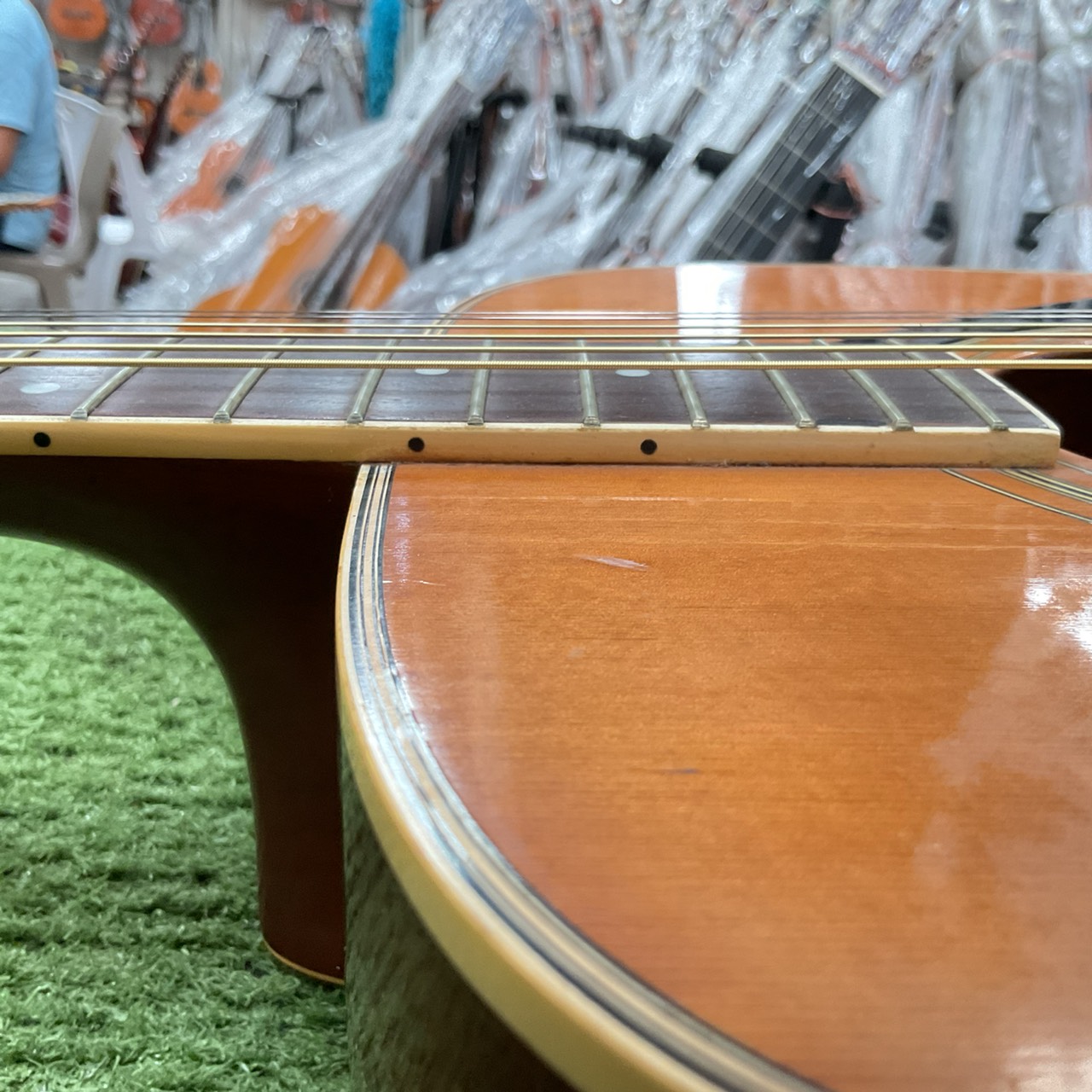 กีต้าร์โปร่ง YAMAHA : FG-200D