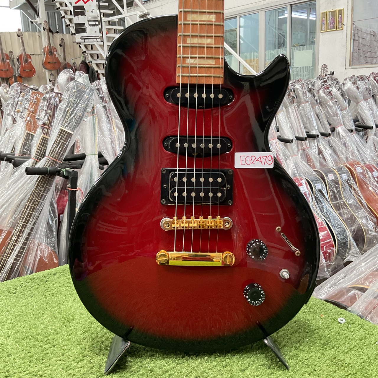 กีต้าร์ไฟฟ้า Grass Roots