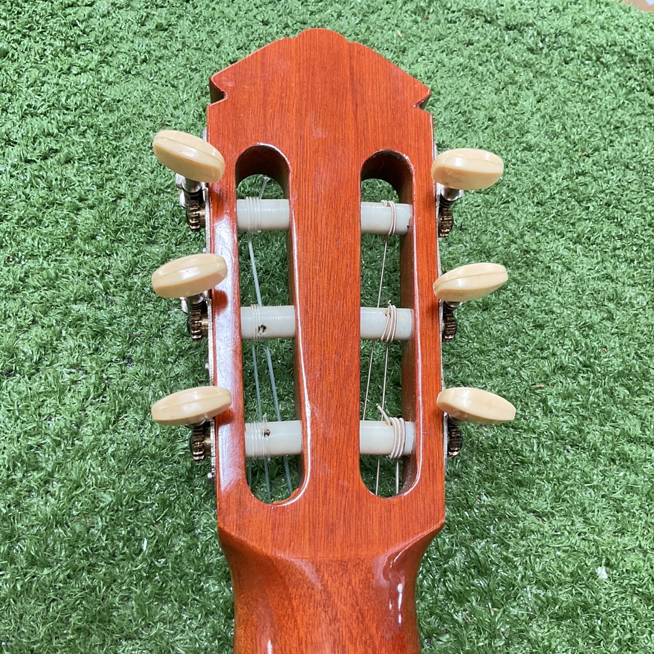 กีต้าร์คลาสสิค YAMAHA : G-70D