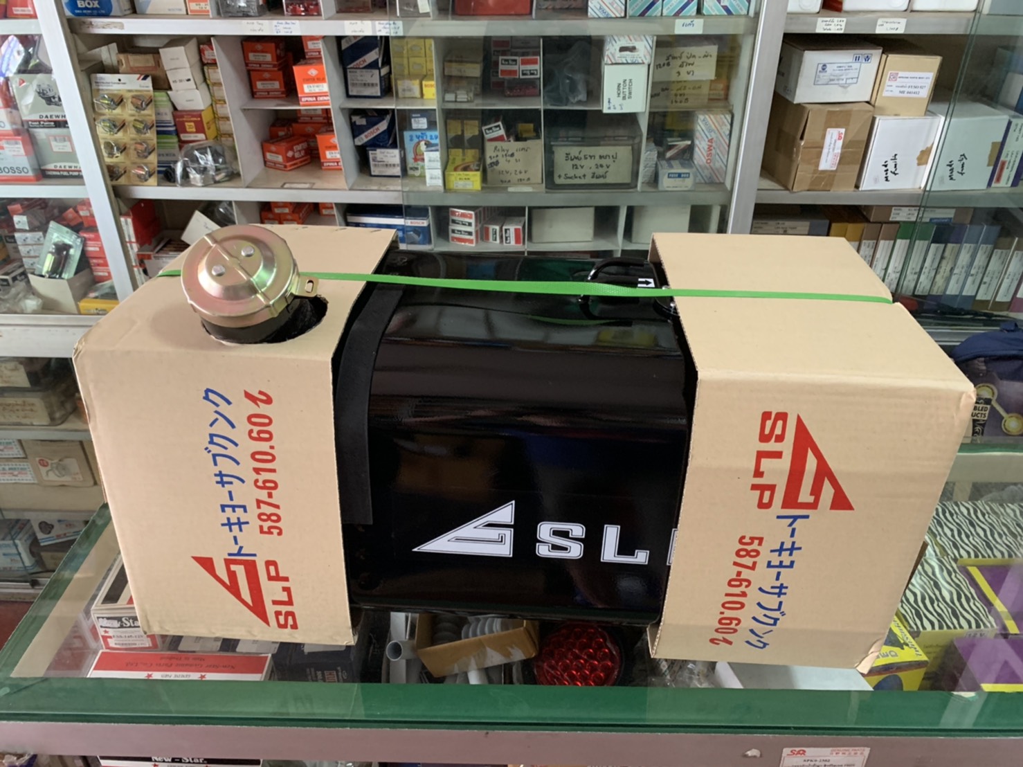 ถังน้ำมันรถบรรทุก 60 80 100 150 200 ลิตร