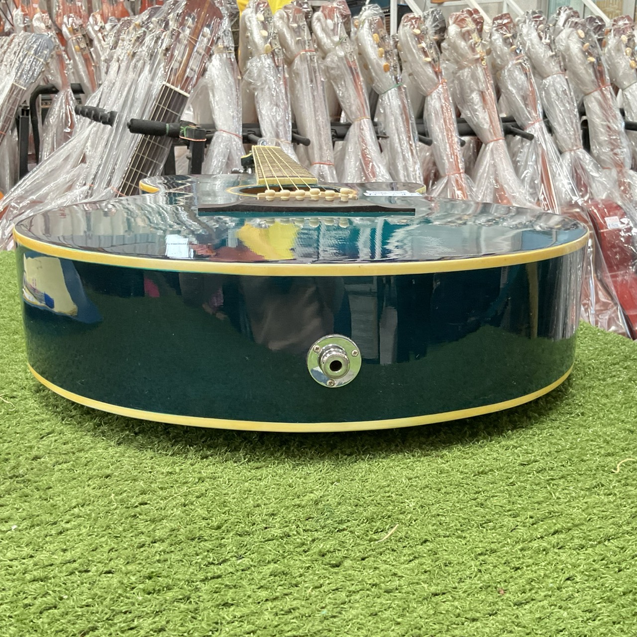 กีต้าร์โปร่งไฟฟ้า Sepia Crue : EAW-180-BLS