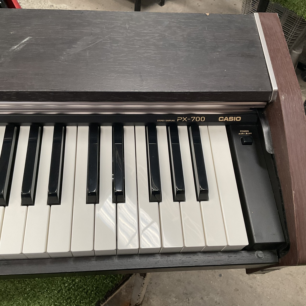 เปียโน CASIO : PX-700 สินค้าไม่พร้อมใช้งาน (ต้องซ่อม)