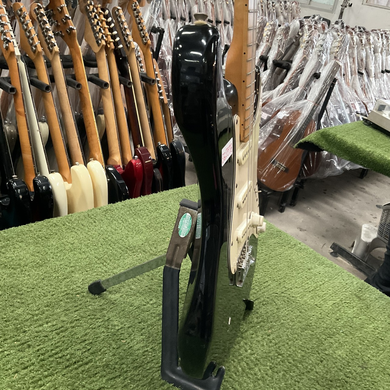 กีต้าร์ไฟฟ้า PhotoGenic