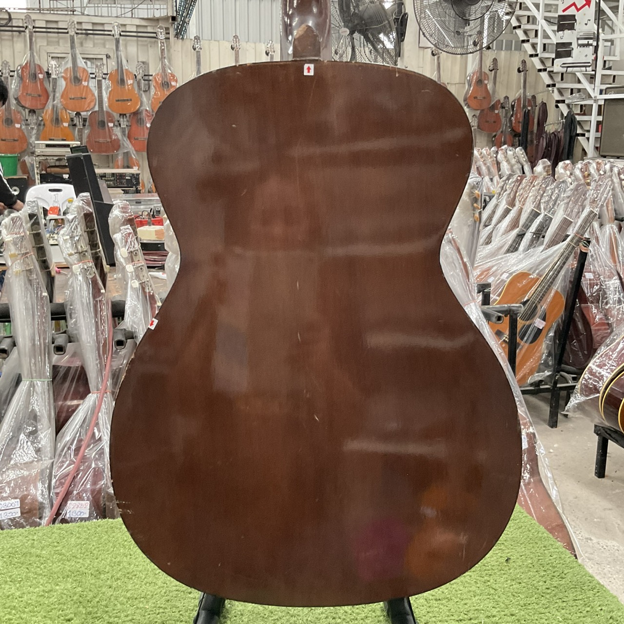 กีต้าร์โปร่ง Enjoy Found