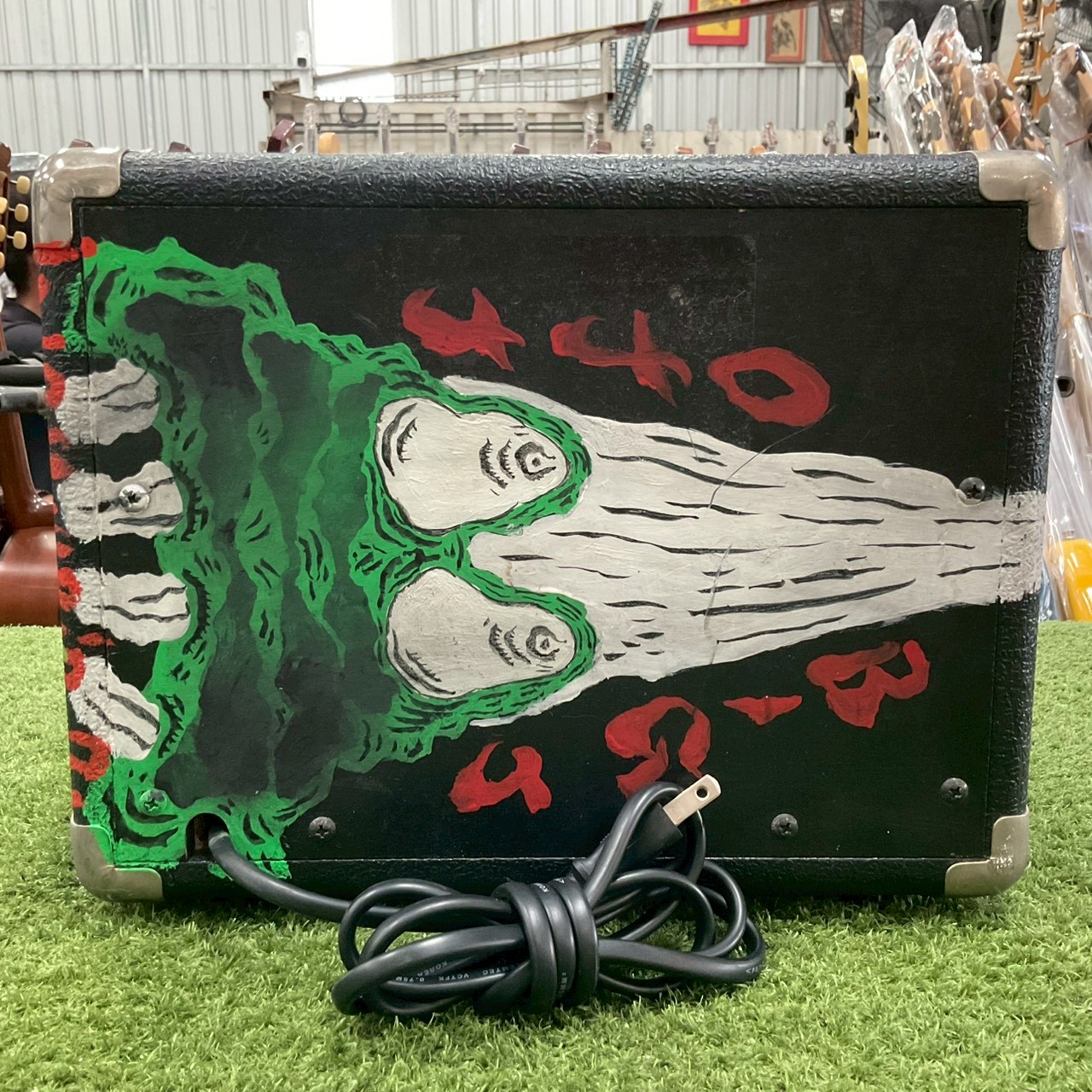 แอมป์กีต้าร์ Fender : DiCE