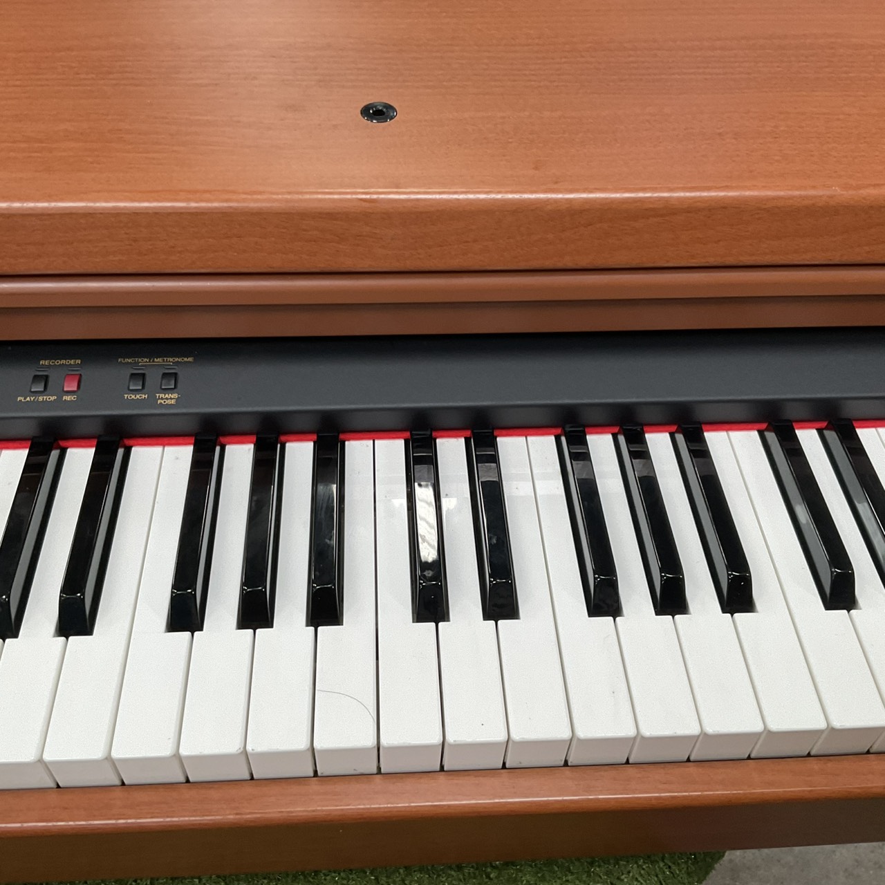 เปียโน KAWAI : PN290C