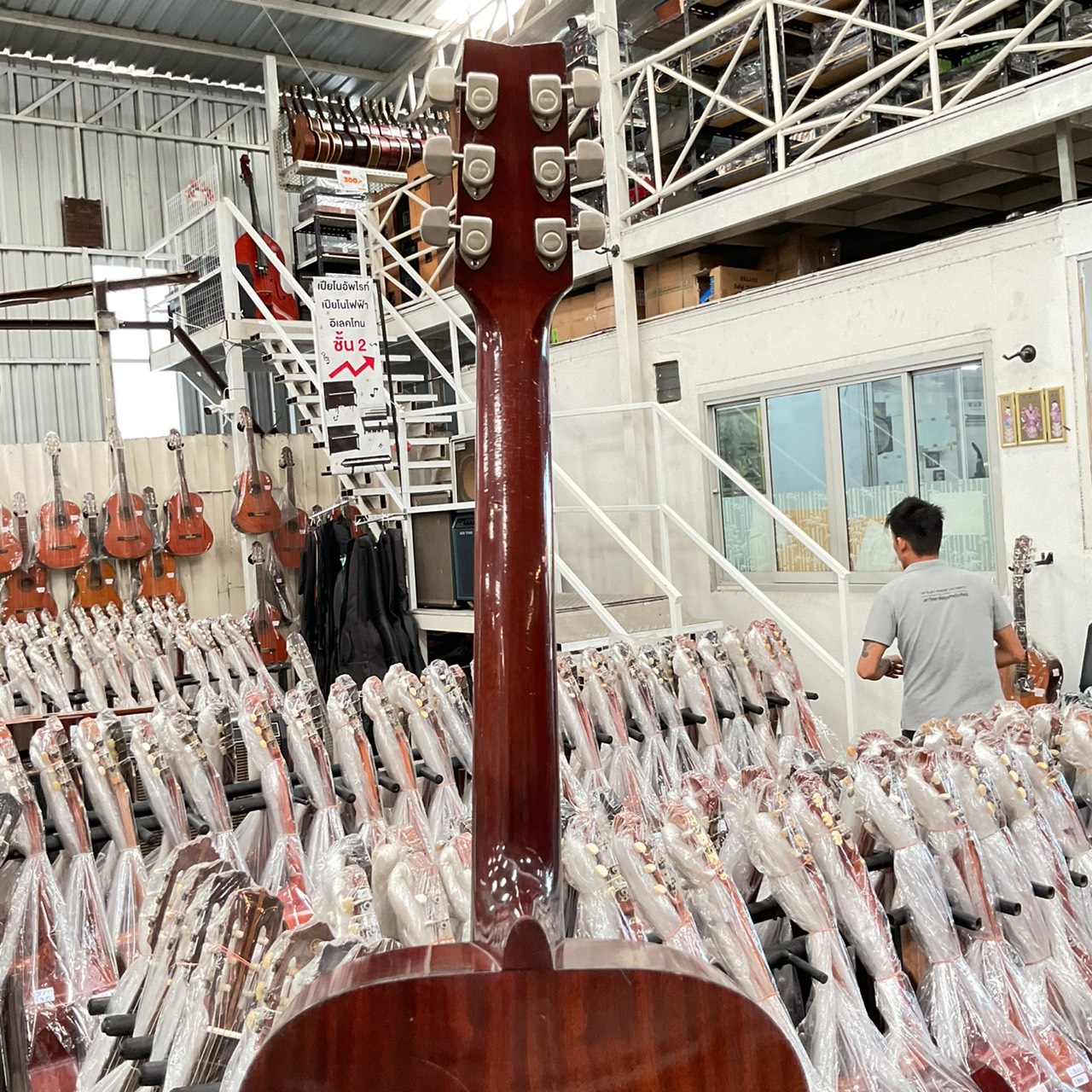 กีต้าร์โปร่ง YAHAMA : FG-130