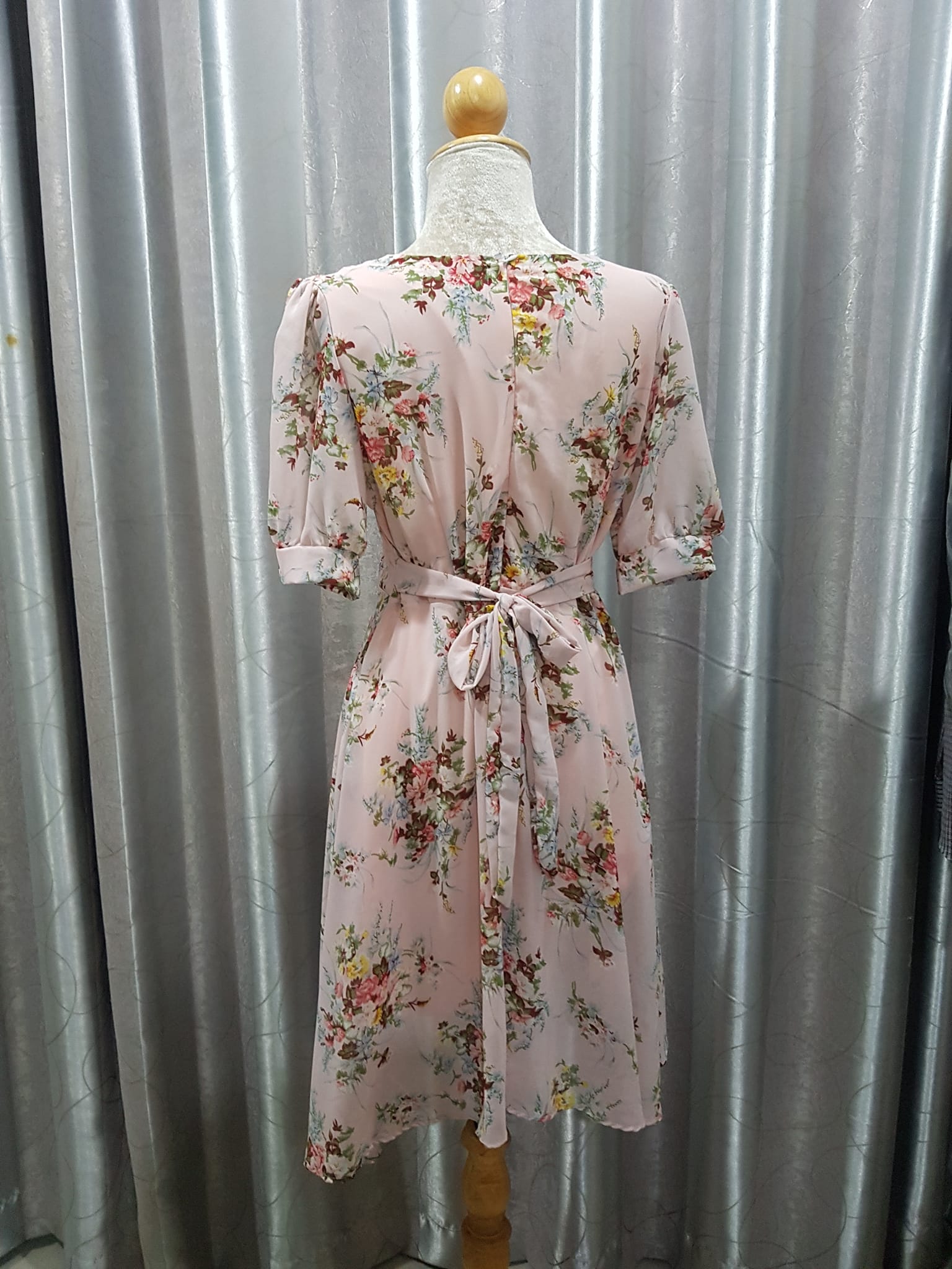 FF000937- ของใหม่ เดรสแฟชั่น ชีฟอง สีชมพู อก 37 นิ้ว