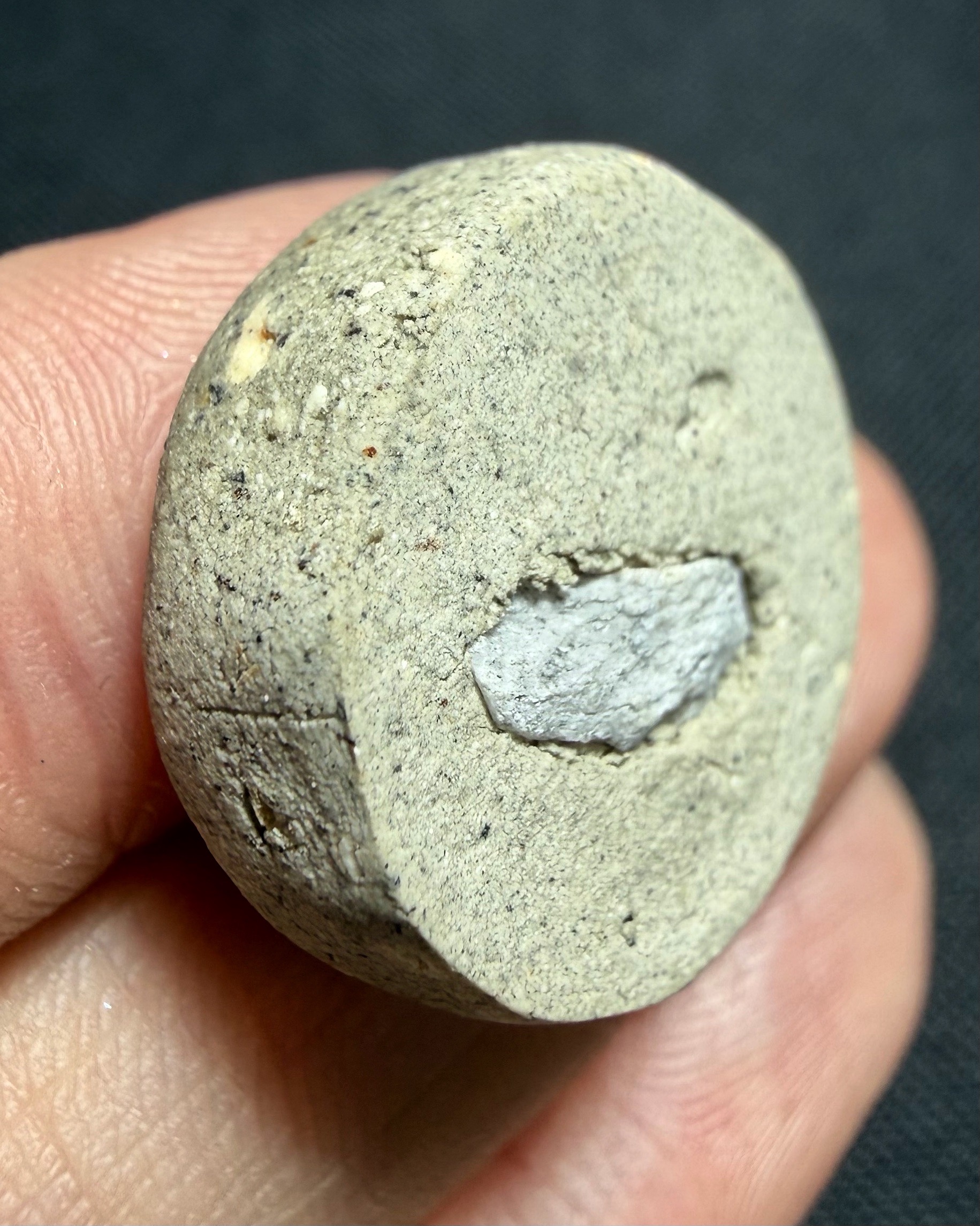 หนุมานอมพลับพลา (เนื้อผงพิเศษ) Hanuman Swollowing Pavilion. (mystic powder material) SKU-04061