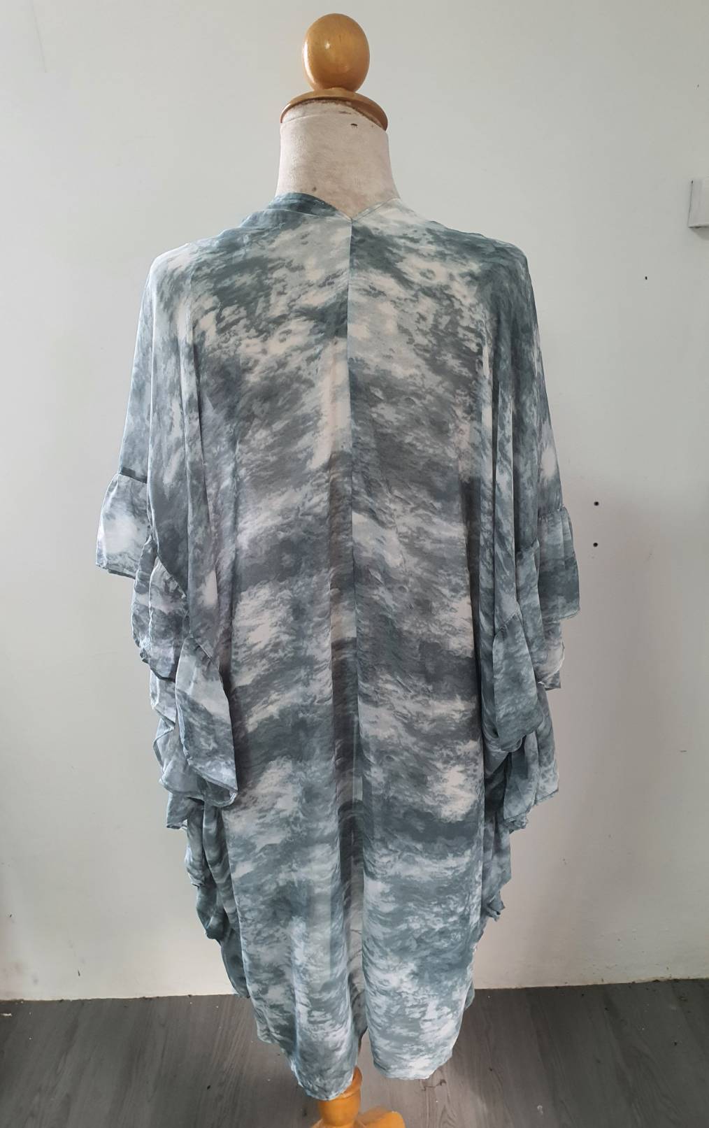FF05846 เสื้อคลุม ชีฟอง สีเขียวเทาคราม HYFVE อก free