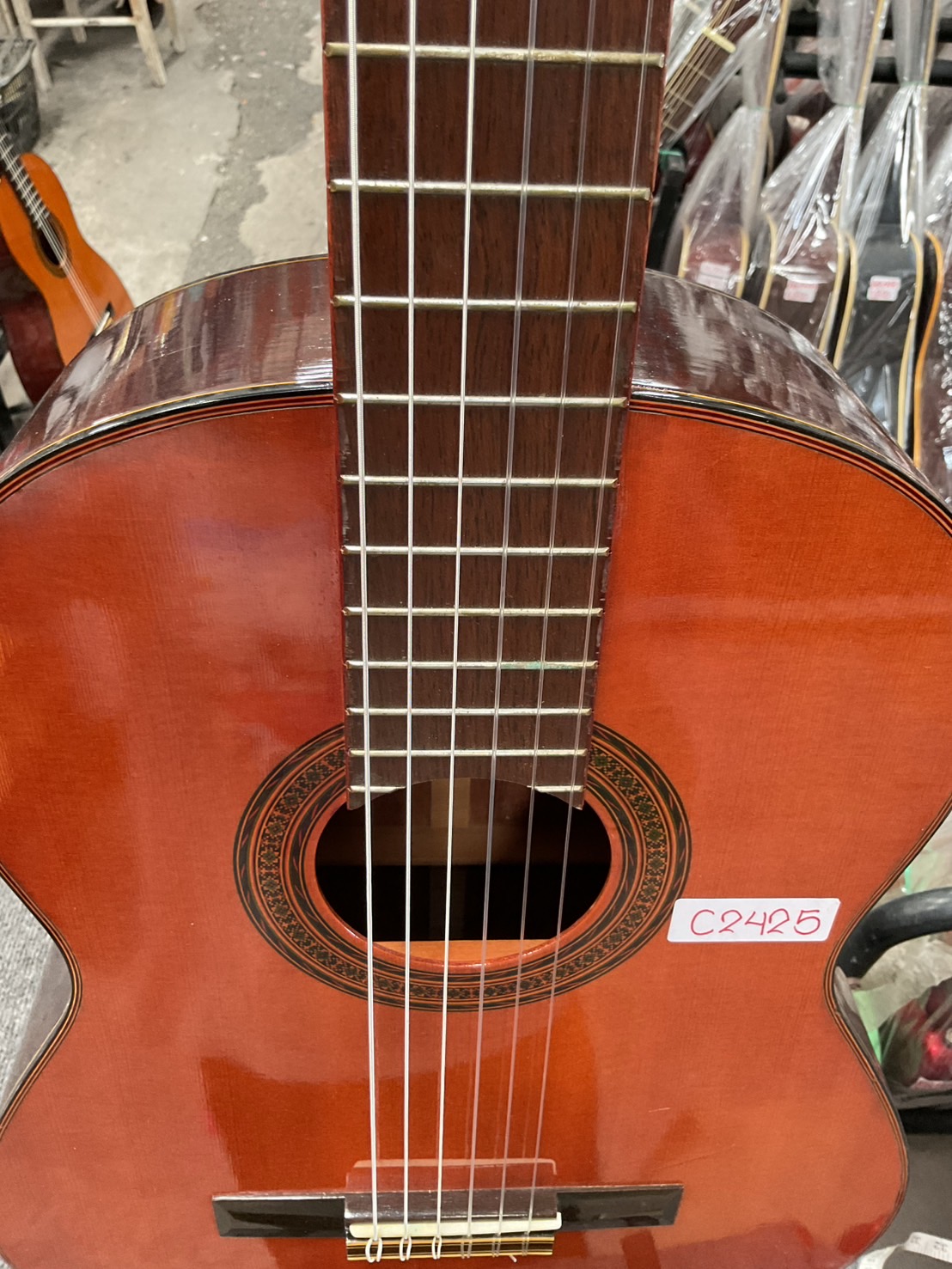 กีต้าร์คลาสสิค YAMAHA : G-70D