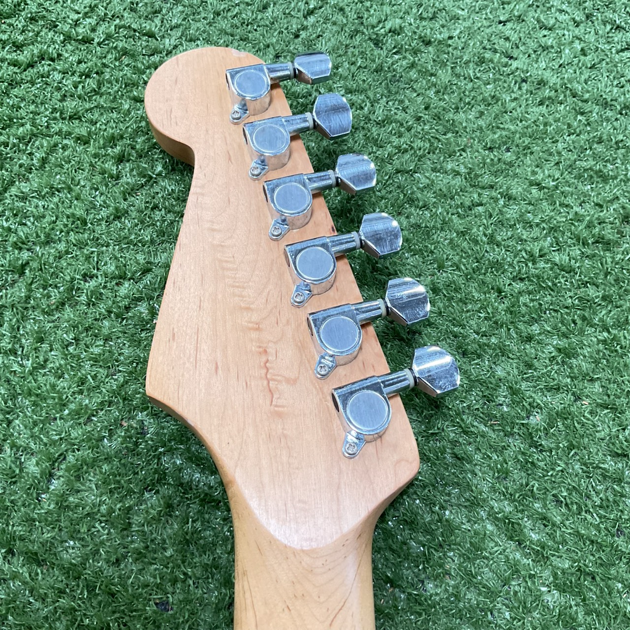 กีต้าร์ไฟฟ้า SELDER