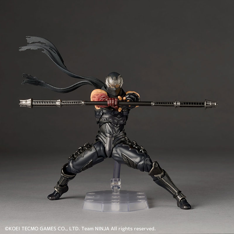 Revoltech Amazing Yamaguchi Ryu Hayabusa "NINJA GAIDEN 3: Razor's Edge" Ver.(Pre-order)