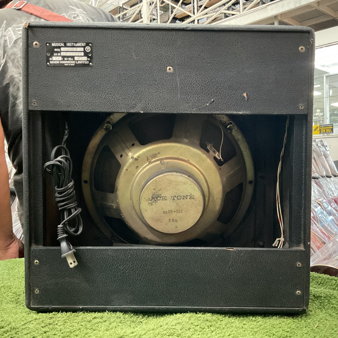 แอมป์กีต้าร์ ACE TONE : SA-15 สินค้าไม่พร้อมใช้งาน (ต้องซ่อม)