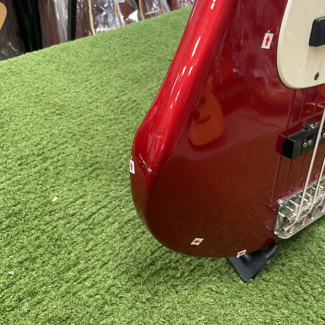 กีต้าร์เบส BUSKER'S