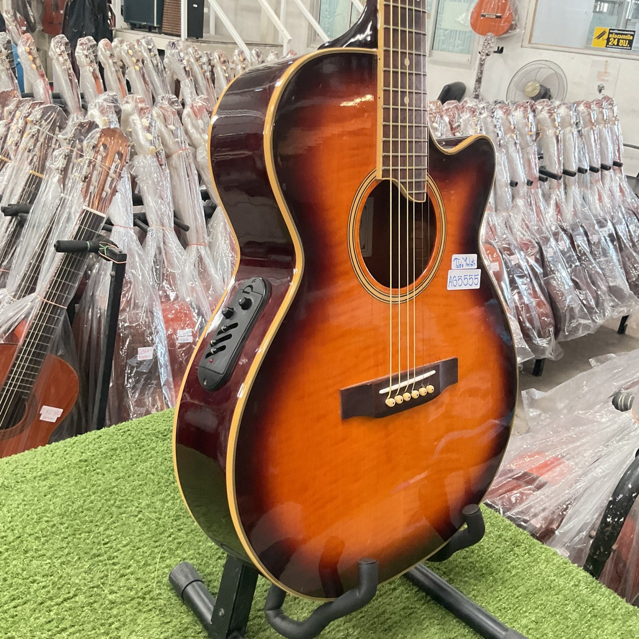 กีต้าร์โปร่งไฟฟ้า K-Garage : EA-500BRB