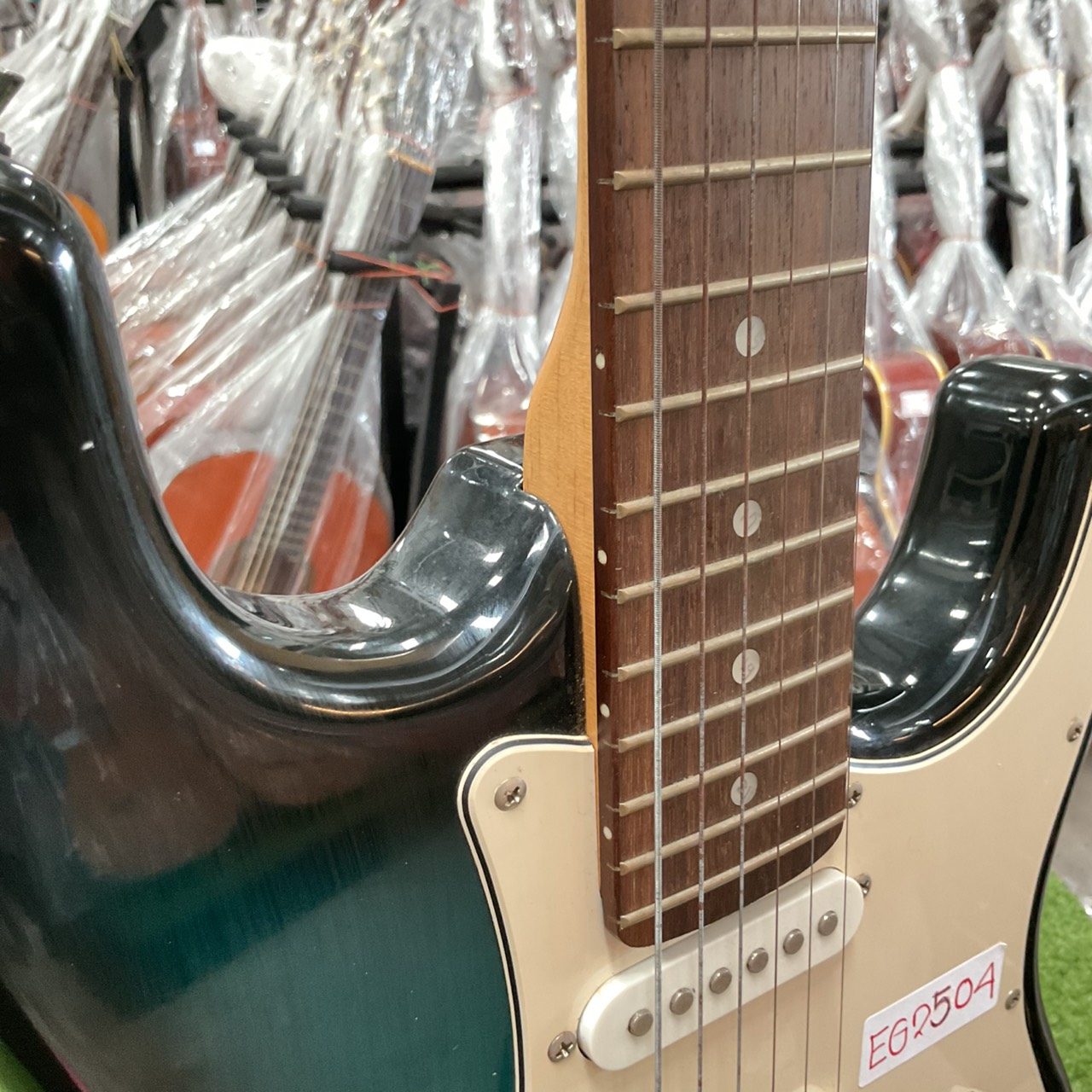 กีต้าร์ไฟฟ้า SELDER