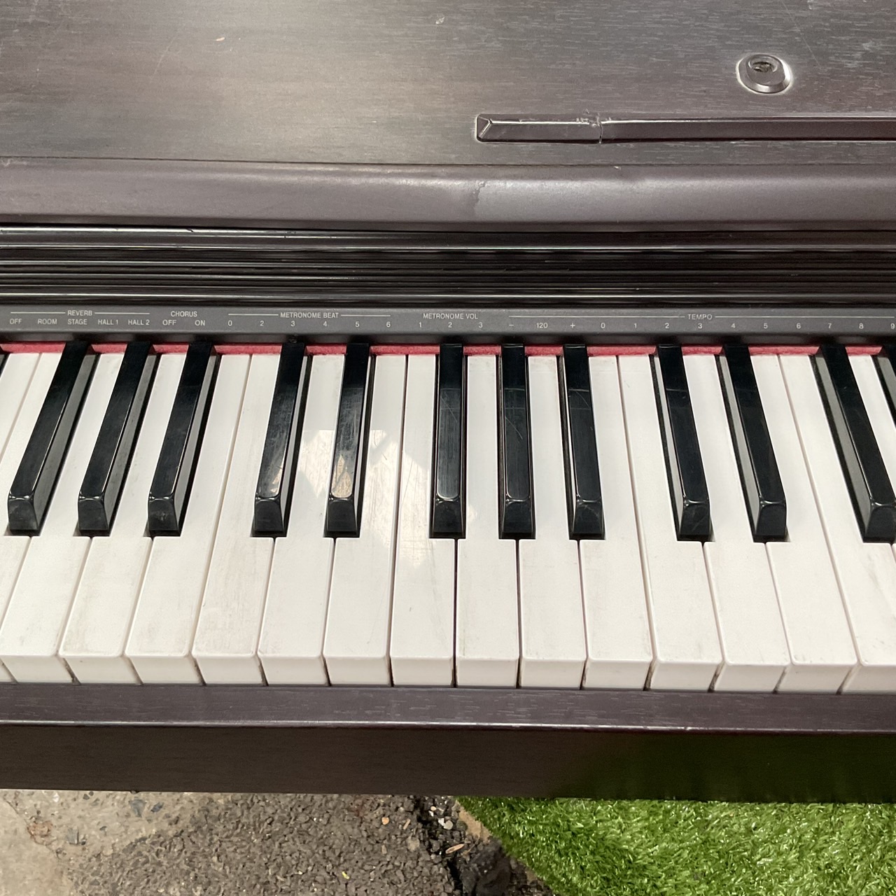 เปียโน CASIO : AP-33 สินค้าไม่พร้อมใช้งาน (ต้องซ่อม)