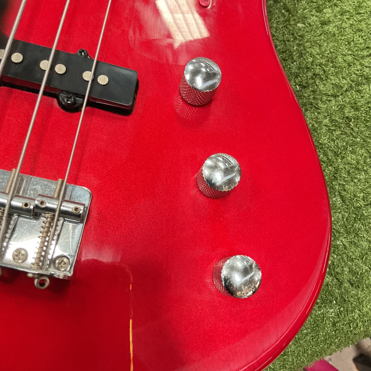 กีต้าร์เบส PlayTech