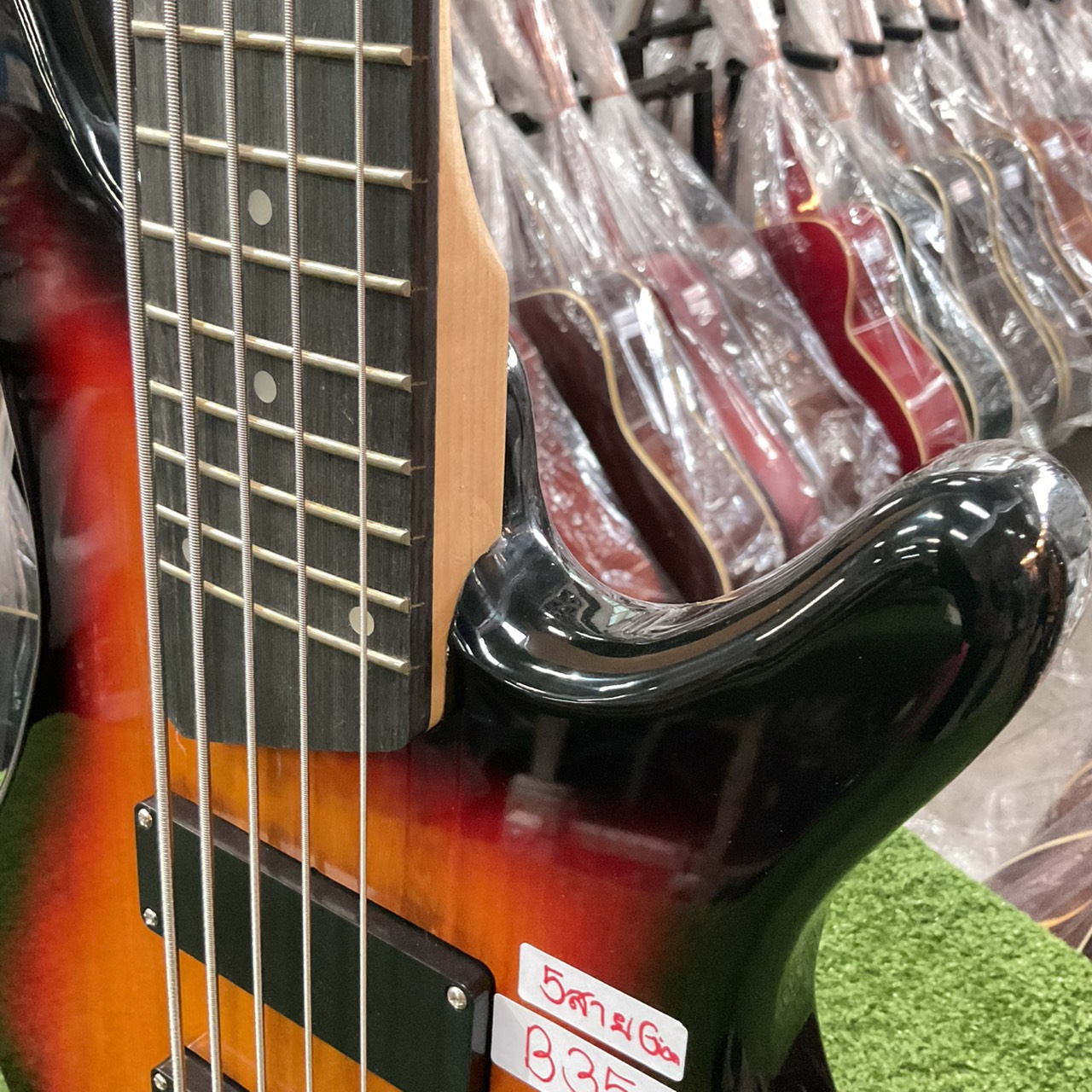 กีต้าร์เบส Sni jer (Gion) - 5 สาย