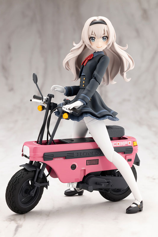 Emma Koishikawa [Nocturne] with Honda AB12 MOTOCOMPO Plastic Model(Pre-order)