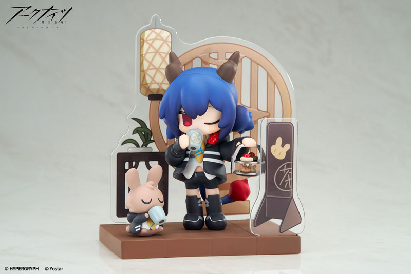 Arknights Would You Like A Dessert? Mini Series Ch'en Complete Figure(Pre-order)