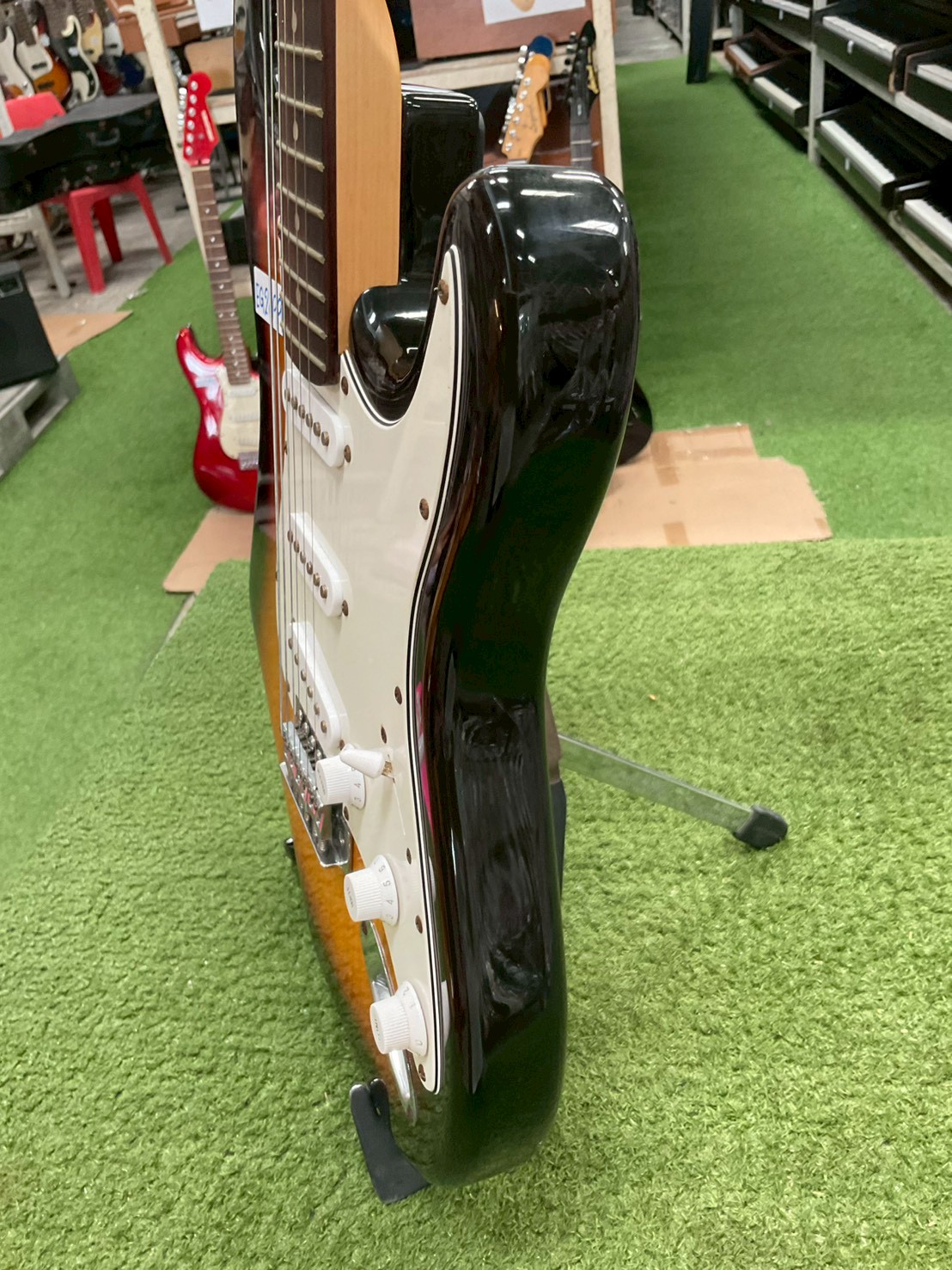 กีต้าร์ไฟฟ้า SELDER