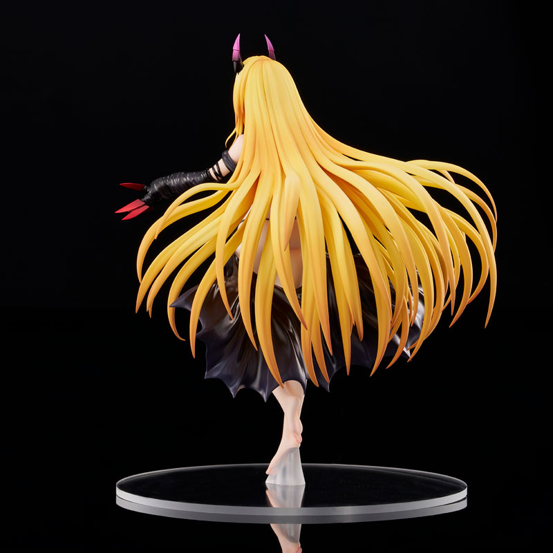To Love-Ru Darkness Golden Darkness Darkness Ver. 1/6 Complete Figure(Pre-order)