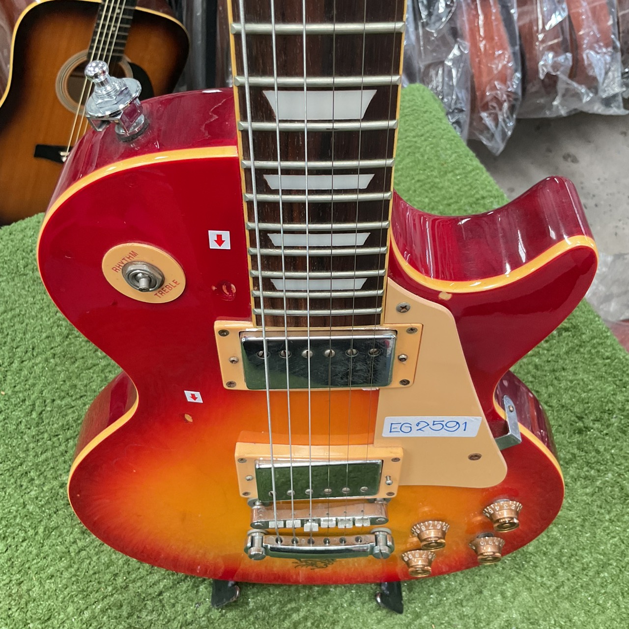 กีต้าร์ไฟฟ้า PhotoGenic