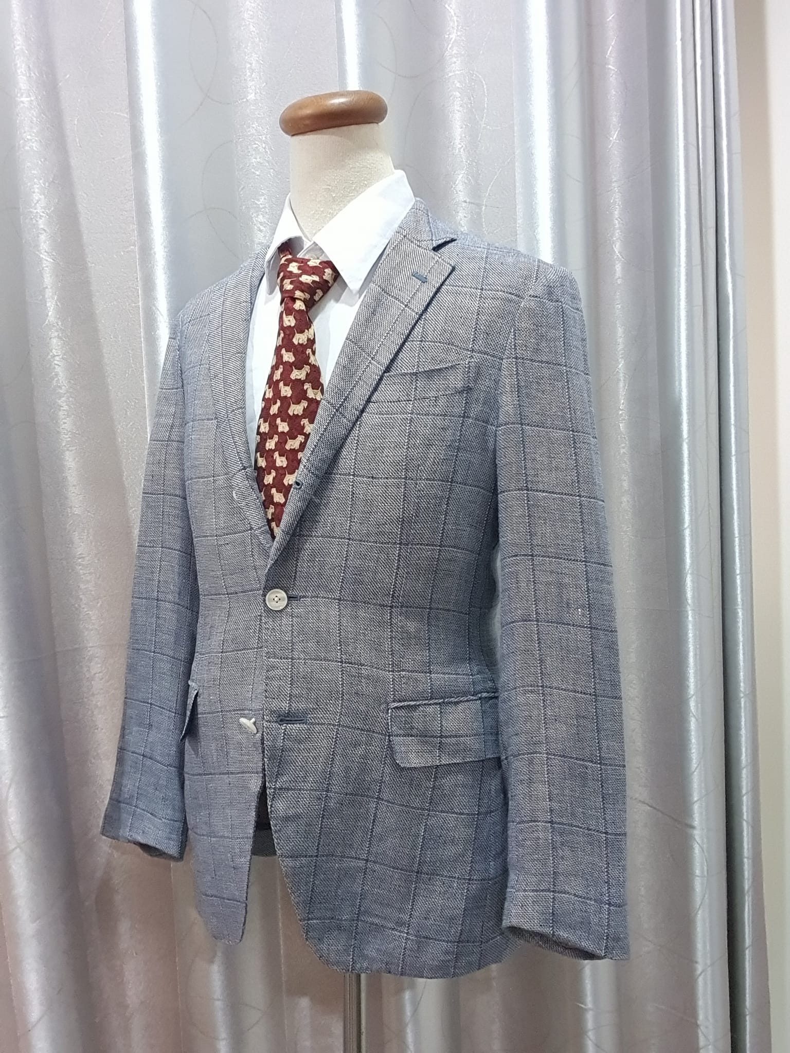 Suit0043 เสื้อสูททรงแฟชั่น มือสอง สีเทา `FINTES อก 36 นิ้ว