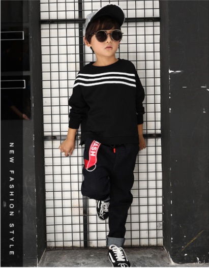 เสื้อแขนยาวเด็กชายสีดำลายเส้นสีขาว
