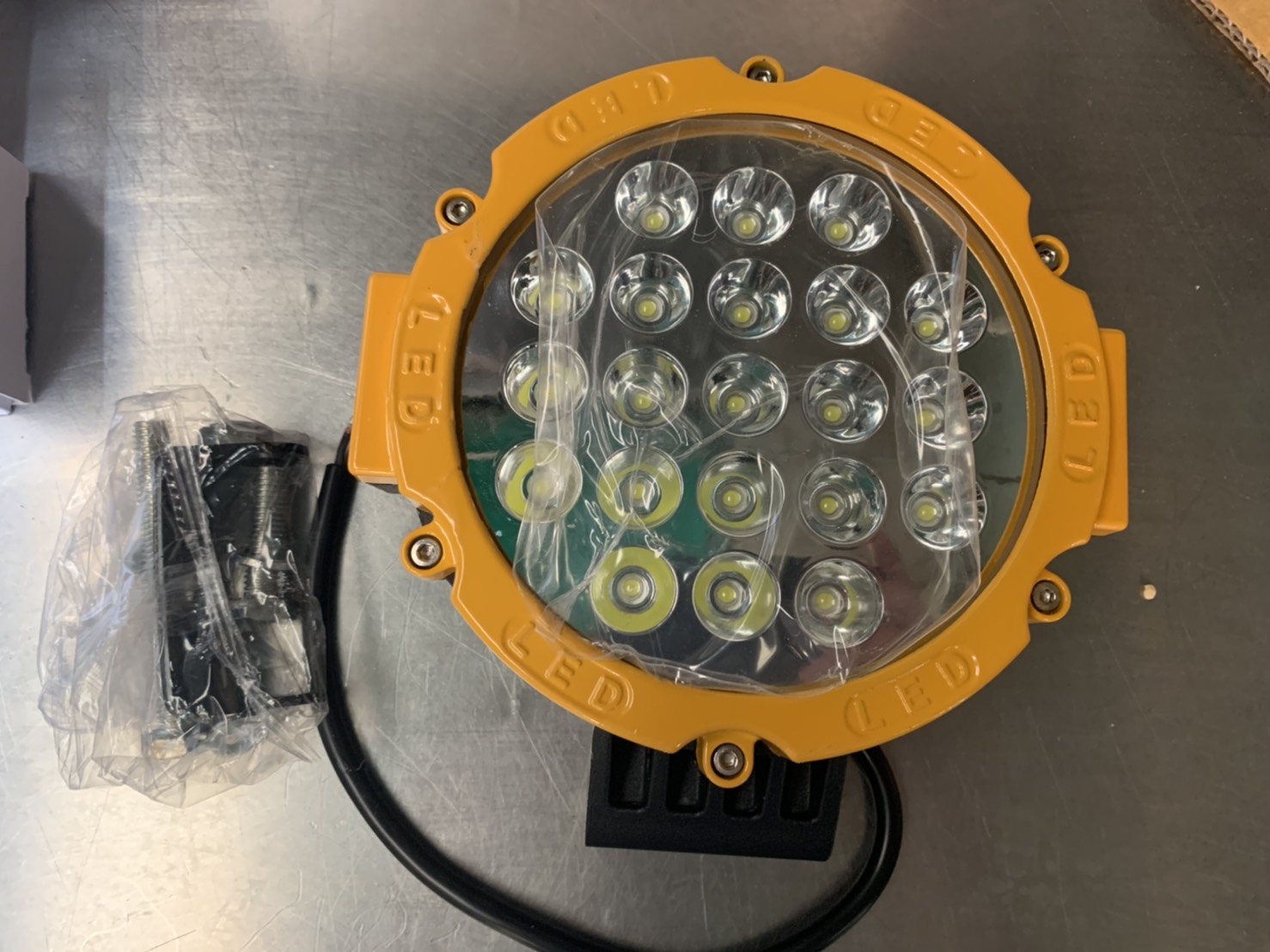 ไฟสปอร์ทไลท์ LED กลมขนาด 8 นิ้ว 9V-48V 62W