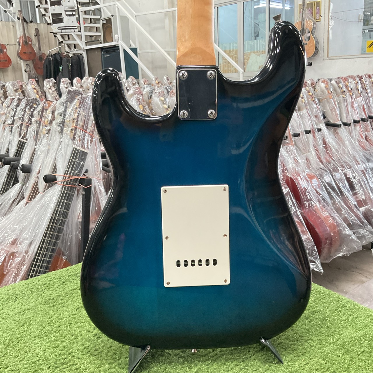 กีต้าร์ไฟฟ้า SELDER