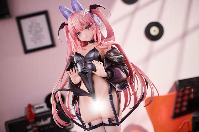 [Bonus] Bunny Ear Headphone Lulumu Illustrated by Kedama Tamano 1/6 Complete Figure(Pre-order)