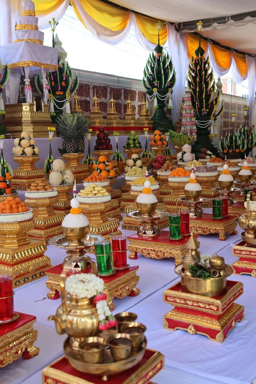 เหรียญเหนือดวง รุ่นแรก พระมหาธรรมญาณ วัดยอดแก้ว จ.หนองคาย เนื้อนวะโลหะ