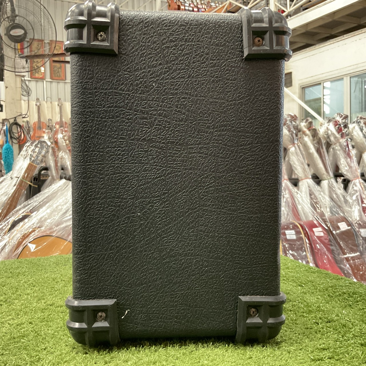 แอมป์กีต้าร์ Ibanez : IBZ3