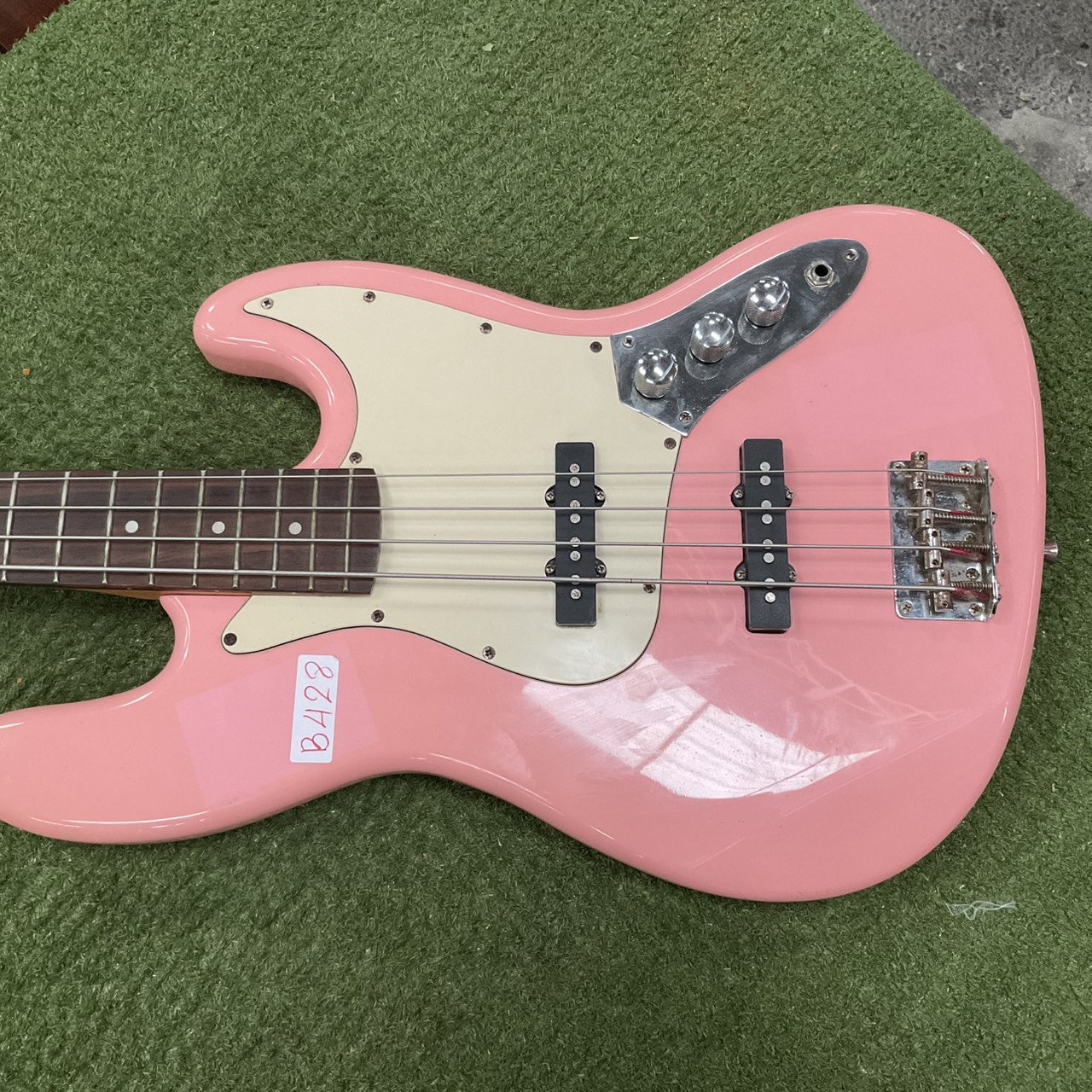 กีต้าร์เบส PhotoGenic