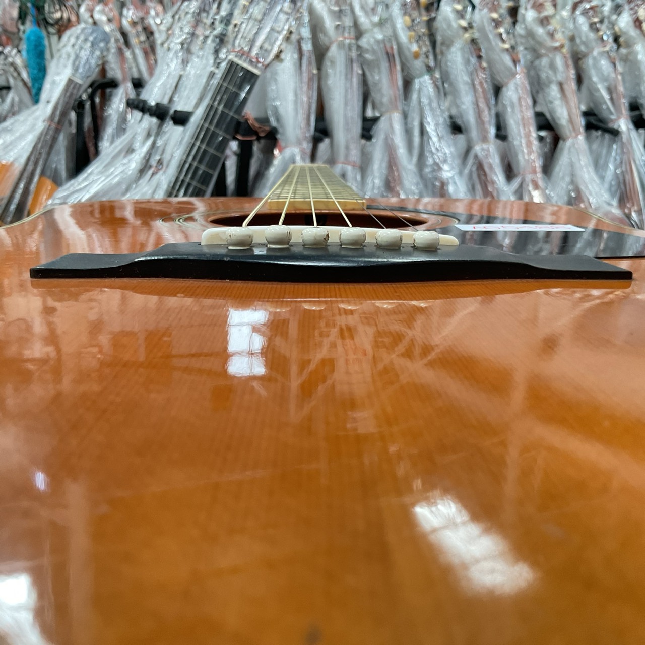 กีต้าร์โปร่ง YAMAHA : FG-200D