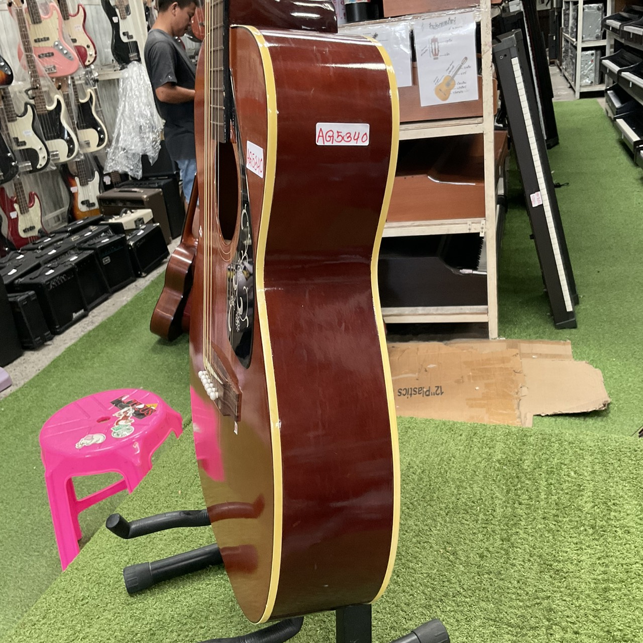 กีต้าร์โปร่ง Flamenco