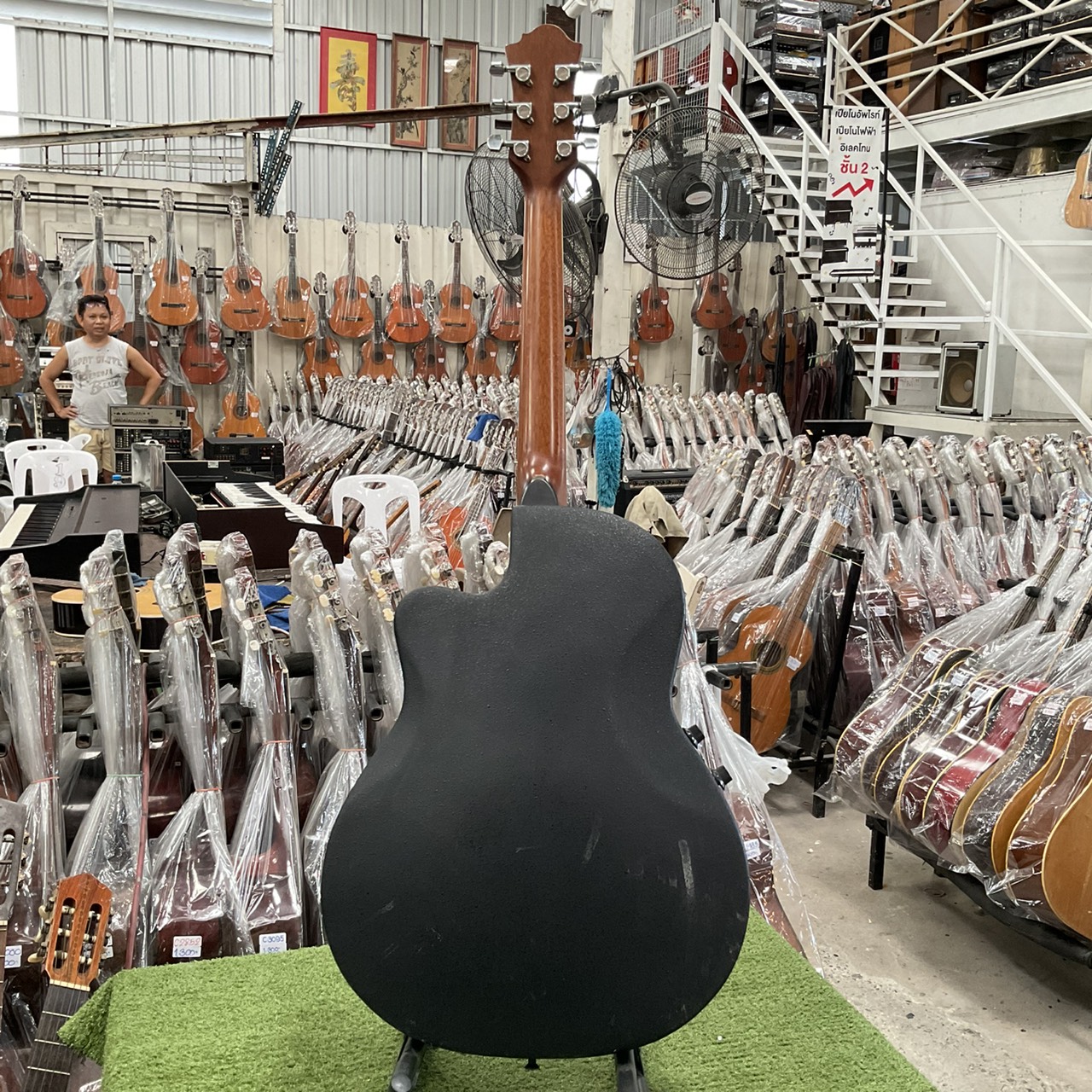 กีต้าร์โปร่งไฟฟ้า K-Garage : EA-400