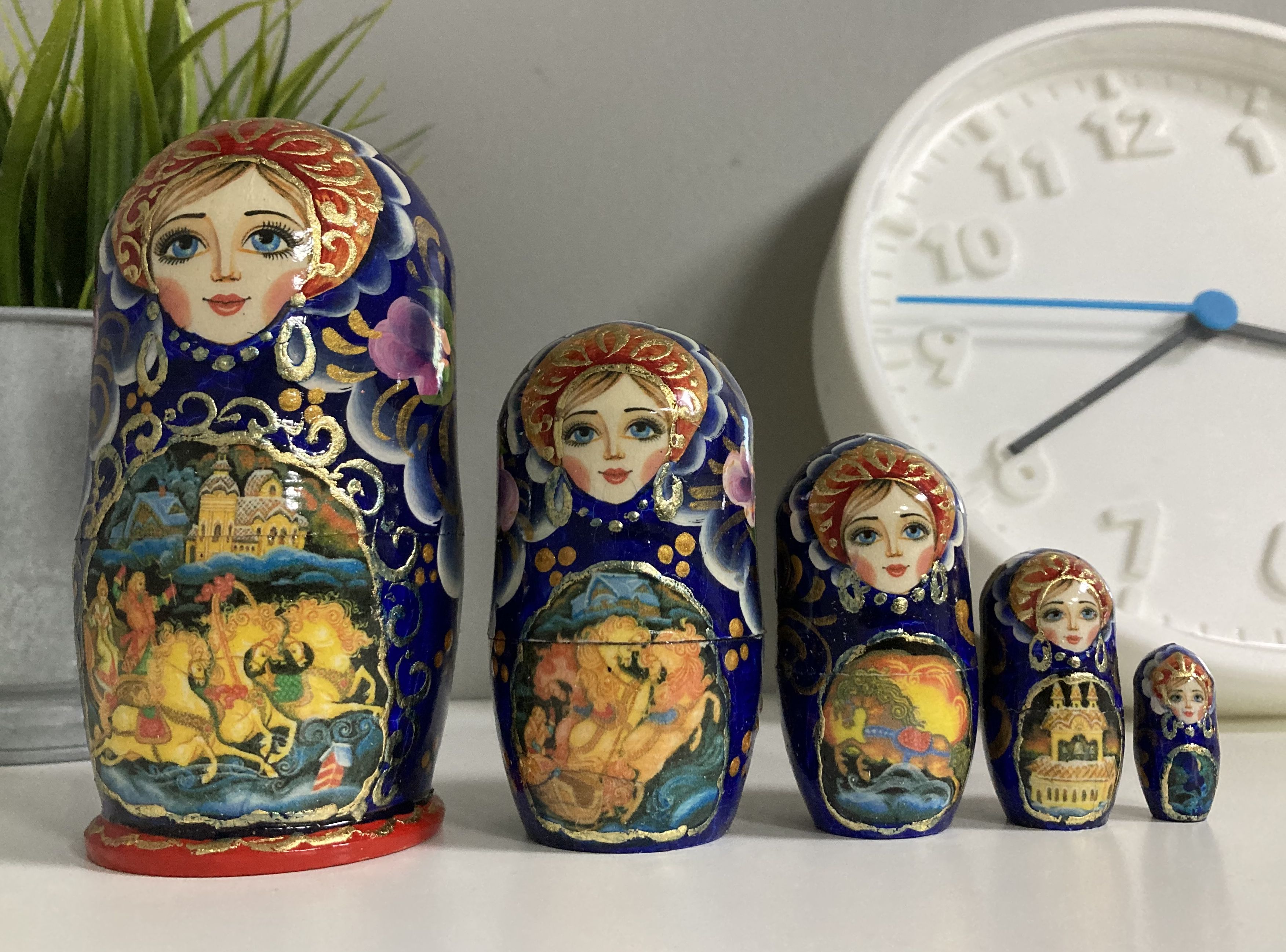 ตุ๊กตาแม่ลูกดกรัสเซีย(Matryoshka) - From Russia With Love "Art"