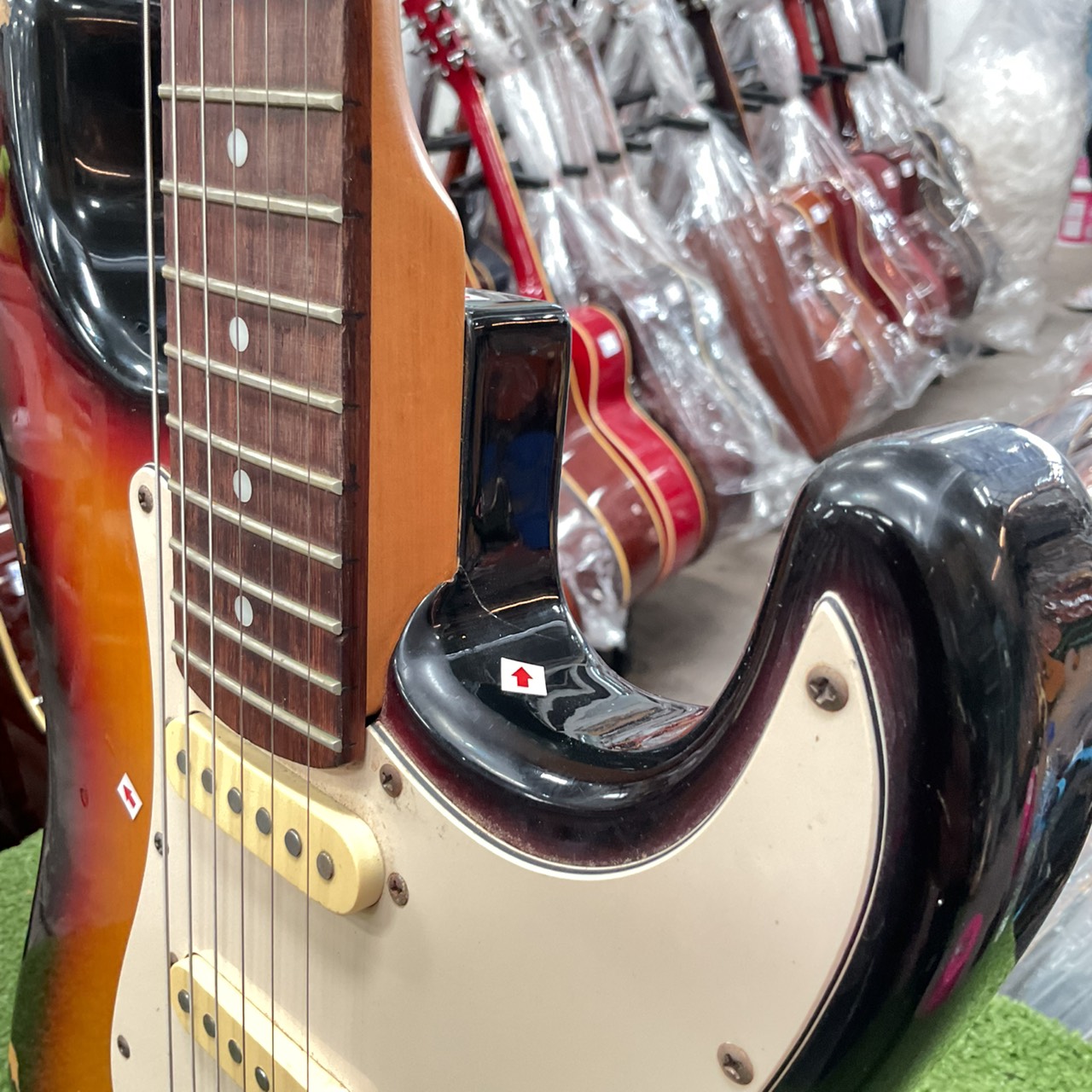 กีต้าร์ไฟฟ้า PhotoGenic