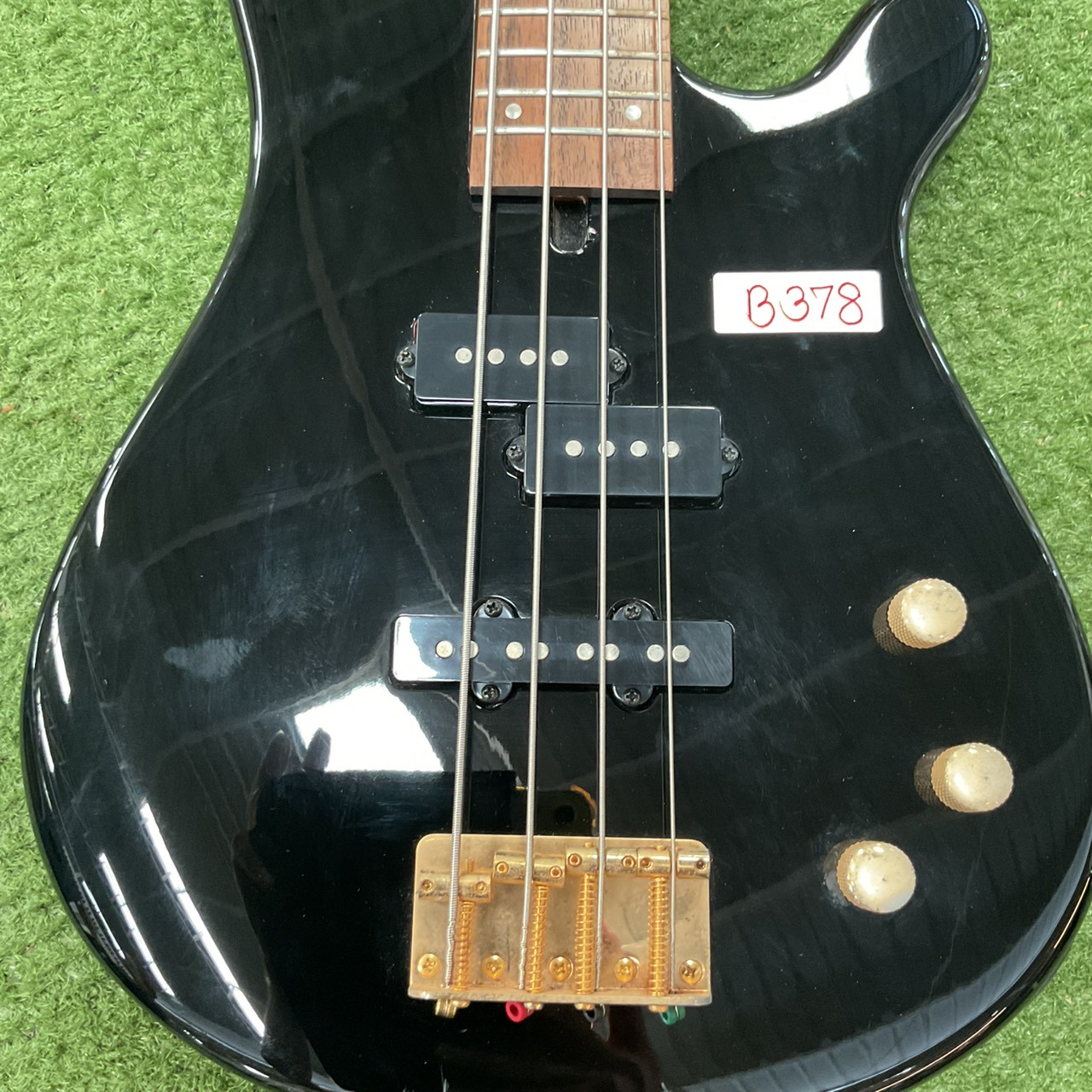 กีต้าร์เบส FERNANDES