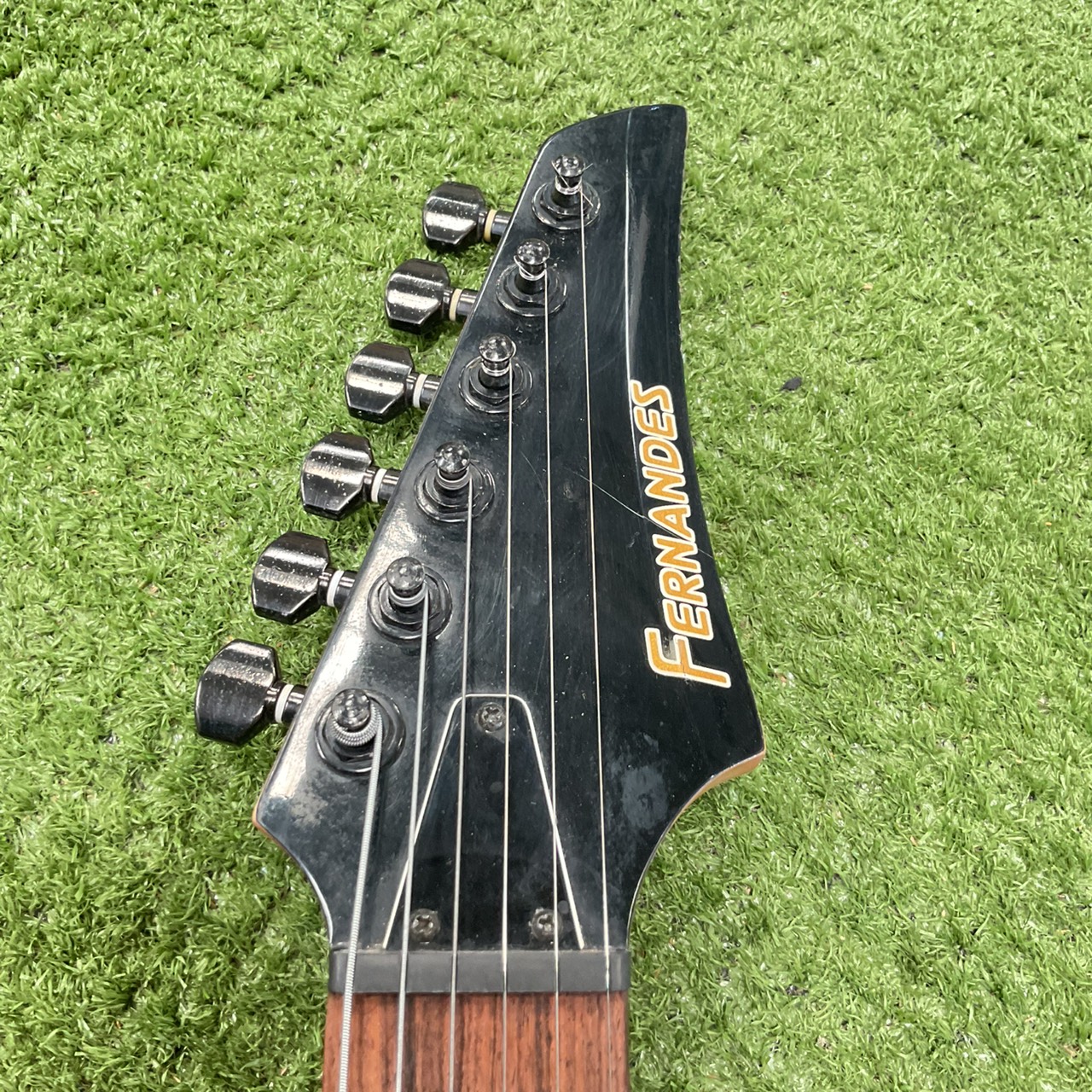 กีต้าร์ไฟฟ้า FERNANDES